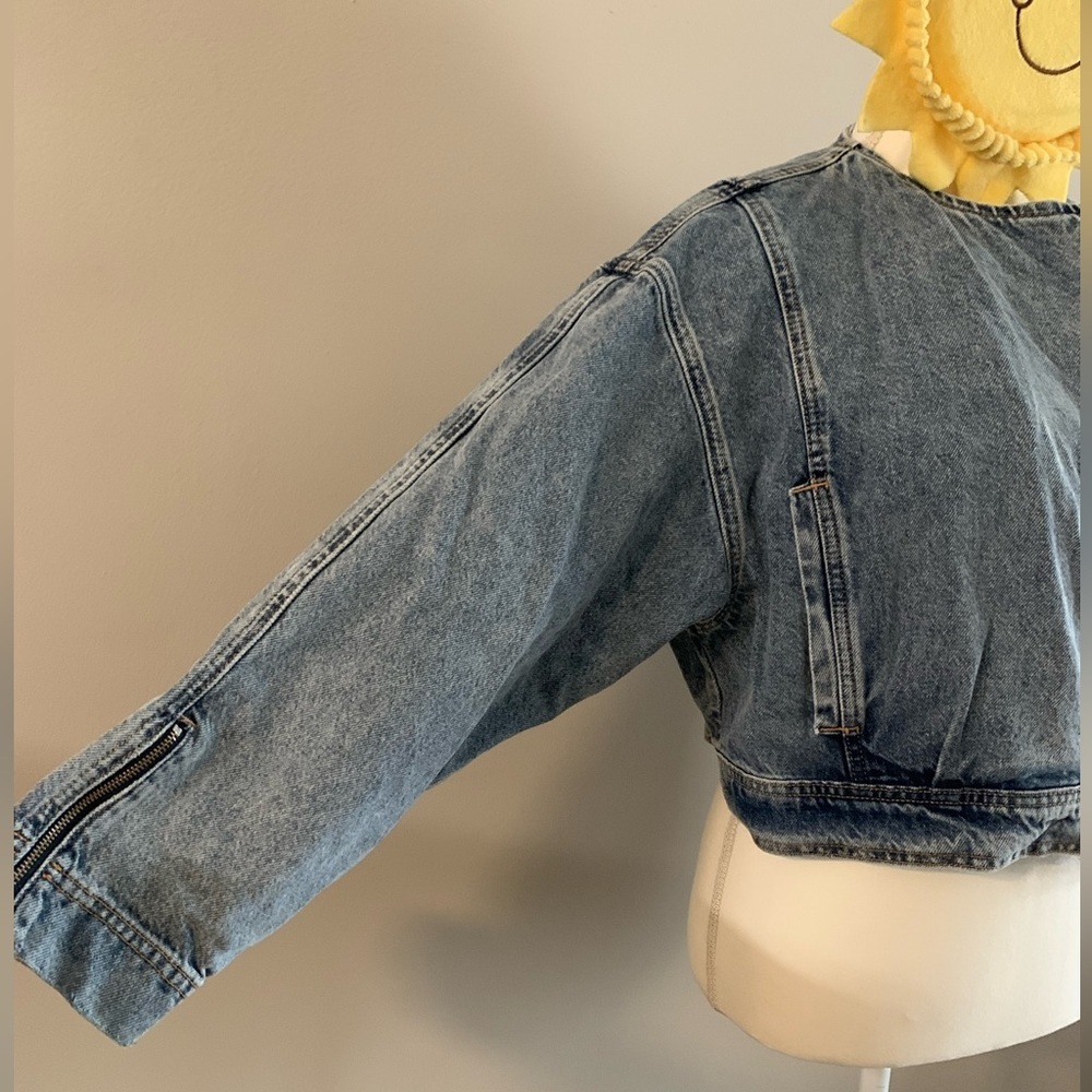 Zara Blue washed effect cropped Denim Jacket size Medium - Picture 4 of 8